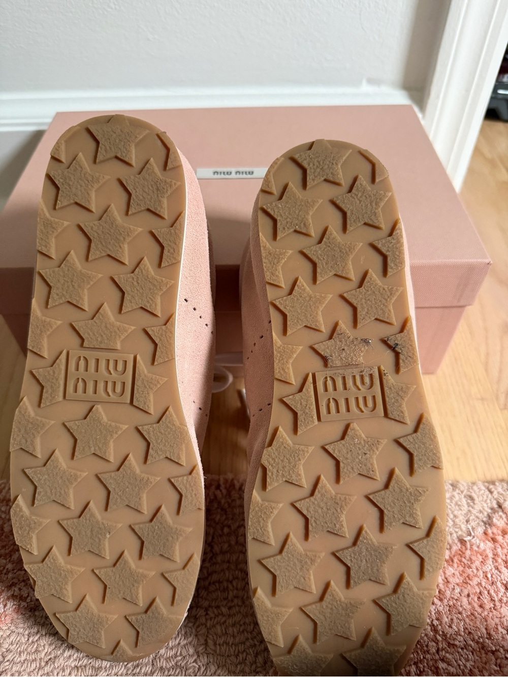 Miu Miu Plume Pink Suede Low-Top Sneakers 8.5 - Picture 4 of 5